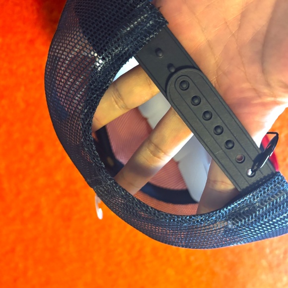 Herschel Whaler unisex navy, red and white colour block trucker cap hat NWT - Picture 5 of 9